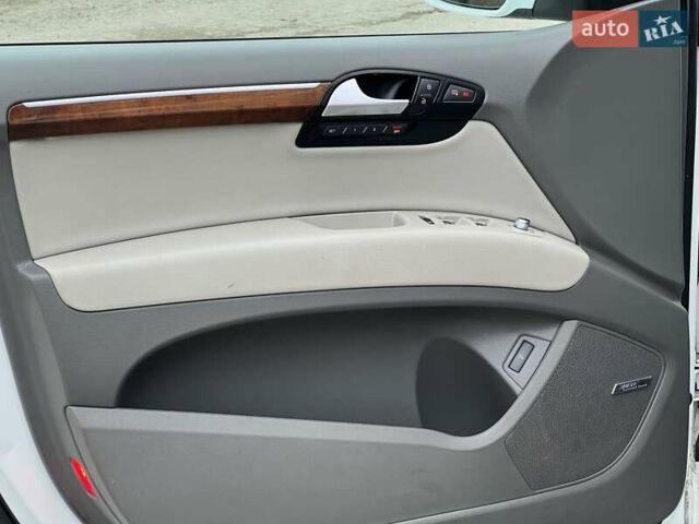 Белый Ауди Ку 7, объемом двигателя 2.97 л и пробегом 238 тыс. км за 17000 $, фото 18 на Automoto.ua