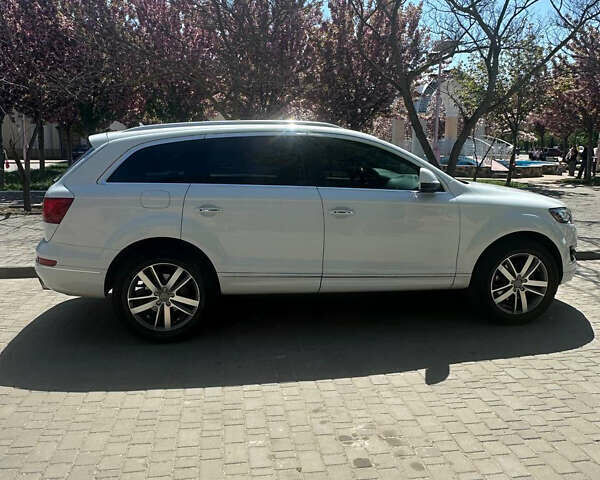 Белый Ауди Ку 7, объемом двигателя 3 л и пробегом 206 тыс. км за 16000 $, фото 2 на Automoto.ua