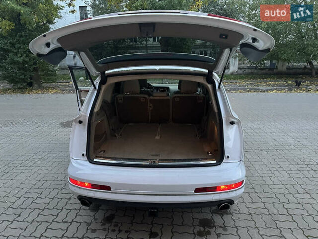 Ауди Ку 7 2013 в Львове на Automoto.ua Белый Ауди Ку 7, объемом двигателя 3 л и пробегом 312 тыс. км за 15000 $, фото 7 на Automoto.ua