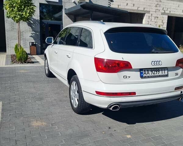 Білий Ауді Ку 7, об'ємом двигуна 2.97 л та пробігом 300 тис. км за 15500 $, фото 32 на Automoto.ua