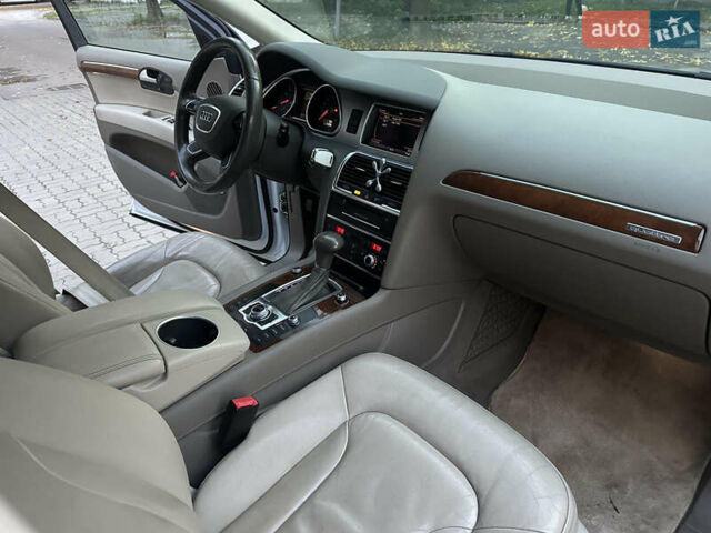 Ауди Ку 7 2013 в Львове на Automoto.ua Белый Ауди Ку 7, объемом двигателя 3 л и пробегом 312 тыс. км за 15000 $, фото 8 на Automoto.ua
