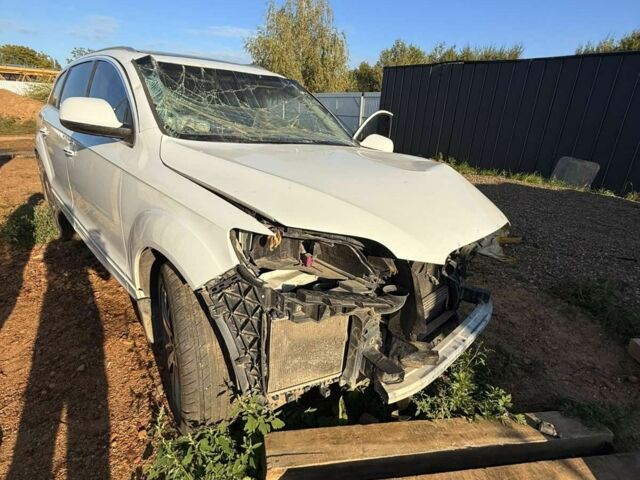 Ауди Ку 7 2013 в Ужгороде на Automoto.ua Белый Ауди Ку 7, объемом двигателя 0 л и пробегом 301 тыс. км за 999 $, фото 2 на Automoto.ua