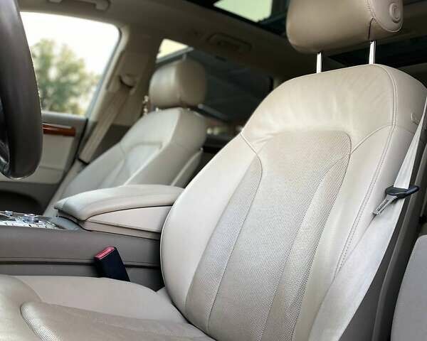 Белый Ауди Ку 7, объемом двигателя 3 л и пробегом 144 тыс. км за 16490 $, фото 43 на Automoto.ua