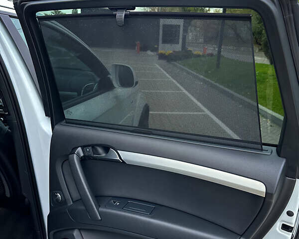 Белый Ауди Ку 7, объемом двигателя 3 л и пробегом 285 тыс. км за 17500 $, фото 41 на Automoto.ua