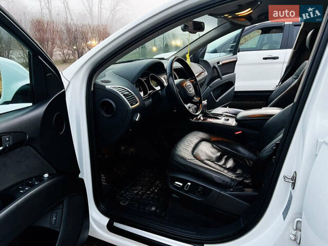 Белый Ауди Ку 7, объемом двигателя 2.97 л и пробегом 221 тыс. км за 20000 $, фото 10 на Automoto.ua