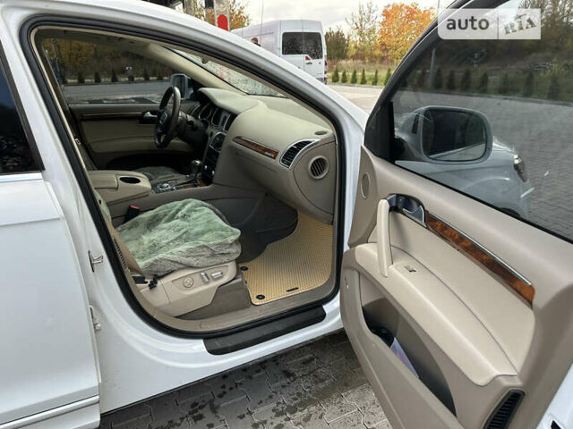 Белый Ауди Ку 7, объемом двигателя 3 л и пробегом 150 тыс. км за 14000 $, фото 12 на Automoto.ua