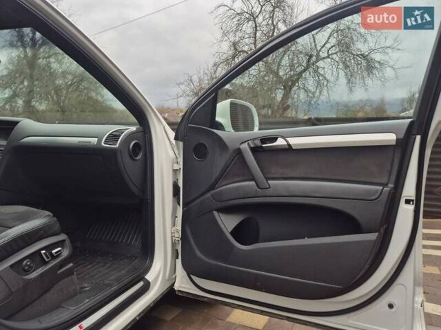 Белый Ауди Ку 7, объемом двигателя 2.97 л и пробегом 300 тыс. км за 16500 $, фото 26 на Automoto.ua