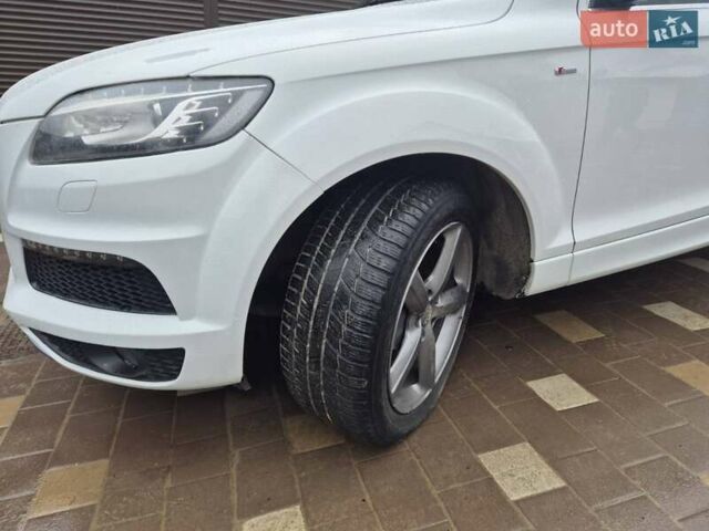 Белый Ауди Ку 7, объемом двигателя 2.97 л и пробегом 300 тыс. км за 16500 $, фото 17 на Automoto.ua