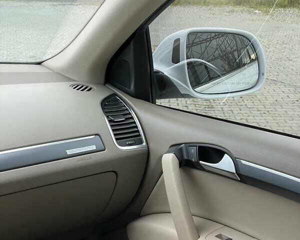 Ауди Ку 7 2013 в Луцке на Automoto.ua Белый Ауди Ку 7, объемом двигателя 2.97 л и пробегом 226 тыс. км за 18999 $, фото 24 на Automoto.ua