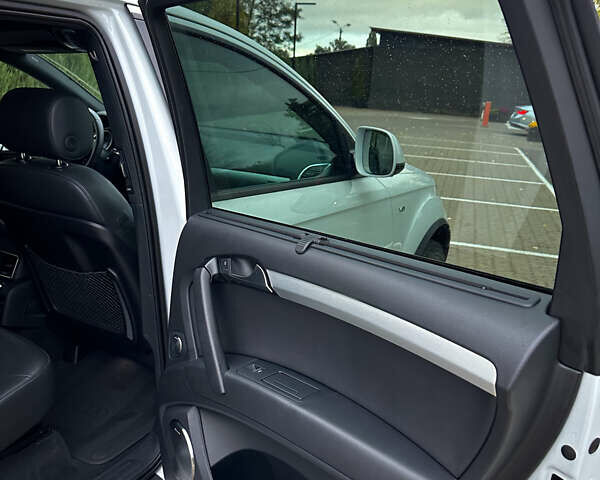 Белый Ауди Ку 7, объемом двигателя 3 л и пробегом 285 тыс. км за 17500 $, фото 37 на Automoto.ua