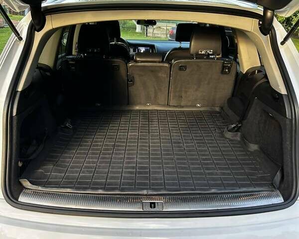 Белый Ауди Ку 7, объемом двигателя 2.97 л и пробегом 330 тыс. км за 17200 $, фото 9 на Automoto.ua