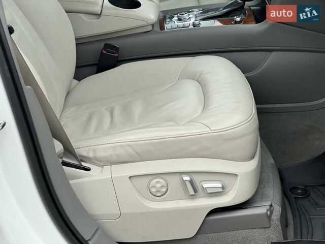 Белый Ауди Ку 7, объемом двигателя 2.97 л и пробегом 238 тыс. км за 17000 $, фото 14 на Automoto.ua