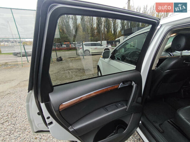 Ауди Ку 7 2013 в Киеве на Automoto.ua Белый Ауди Ку 7, объемом двигателя 2.97 л и пробегом 204 тыс. км за 19500 $, фото 14 на Automoto.ua