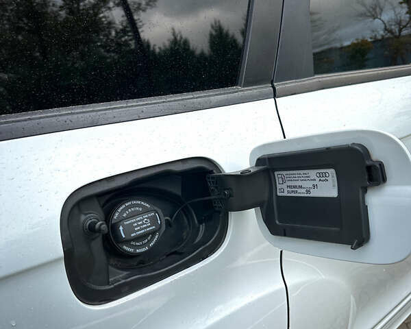 Белый Ауди Ку 7, объемом двигателя 3 л и пробегом 285 тыс. км за 17500 $, фото 63 на Automoto.ua