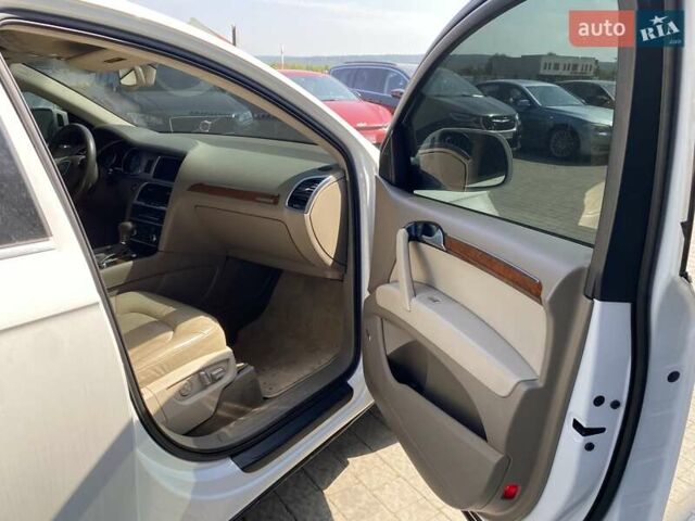 Ауди Ку 7 2013 в Ужгороде на Automoto.ua Белый Ауди Ку 7, объемом двигателя 2.97 л и пробегом 359 тыс. км за 14900 $, фото 15 на Automoto.ua