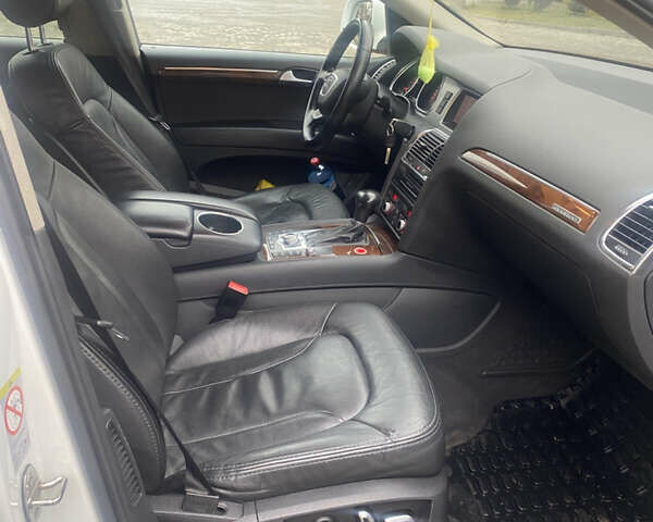 Белый Ауди Ку 7, объемом двигателя 2.97 л и пробегом 221 тыс. км за 17999 $, фото 9 на Automoto.ua