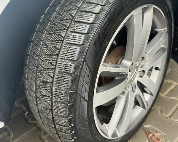 Белый Ауди Ку 7, объемом двигателя 2.99 л и пробегом 299 тыс. км за 18950 $, фото 14 на Automoto.ua