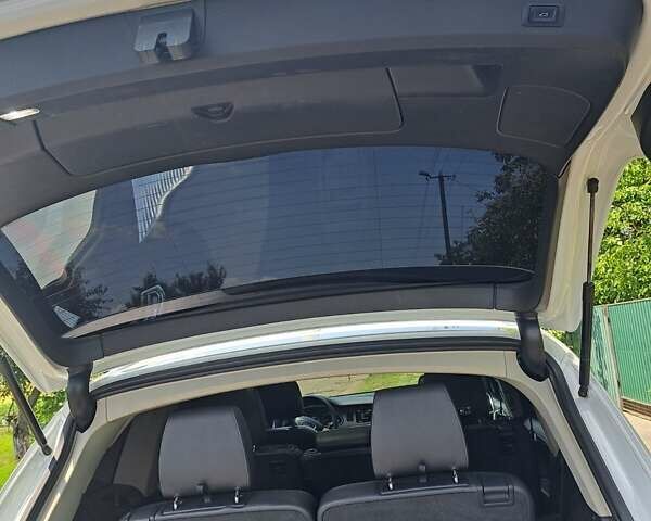 Білий Ауді Ку 7, об'ємом двигуна 2.97 л та пробігом 170 тис. км за 22300 $, фото 27 на Automoto.ua