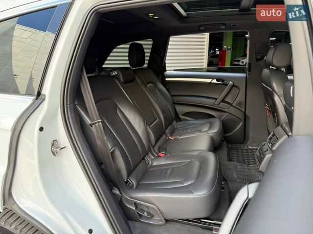 Ауди Ку 7 2014 в Киеве на Automoto.ua Белый Ауди Ку 7, объемом двигателя 3 л и пробегом 161 тыс. км за 16990 $, фото 10 на Automoto.ua