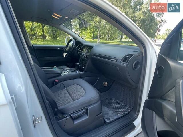 Ауді Ку 7 2014 у Одесі на Automoto.ua Білий Ауді Ку 7, об'ємом двигуна 2.97 л та пробігом 333 тис. км за 17529 $, фото 26 на Automoto.ua