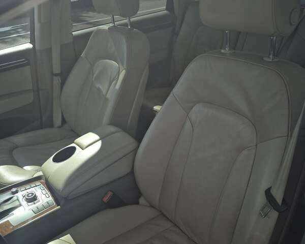 Ауді Ку 7 2014 у Чернігові на Automoto.ua Білий Ауді Ку 7, об'ємом двигуна 3 л та пробігом 185 тис. км за 18300 $, фото 12 на Automoto.ua