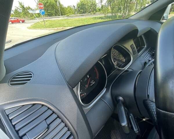 Ауді Ку 7 2014 у Одесі на Automoto.ua Білий Ауді Ку 7, об'ємом двигуна 2.97 л та пробігом 333 тис. км за 17529 $, фото 38 на Automoto.ua