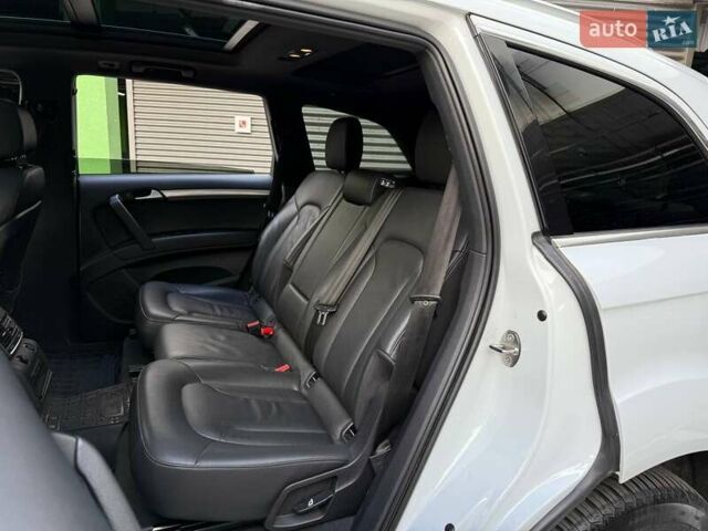 Білий Ауді Ку 7, об'ємом двигуна 3 л та пробігом 164 тис. км за 16990 $, фото 9 на Automoto.ua