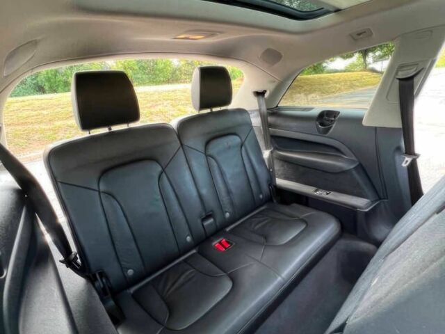 Білий Ауді Ку 7, об'ємом двигуна 3 л та пробігом 89 тис. км за 7200 $, фото 10 на Automoto.ua