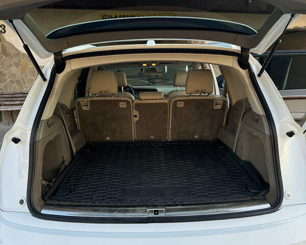 Білий Ауді Ку 7, об'ємом двигуна 3 л та пробігом 240 тис. км за 13500 $, фото 11 на Automoto.ua