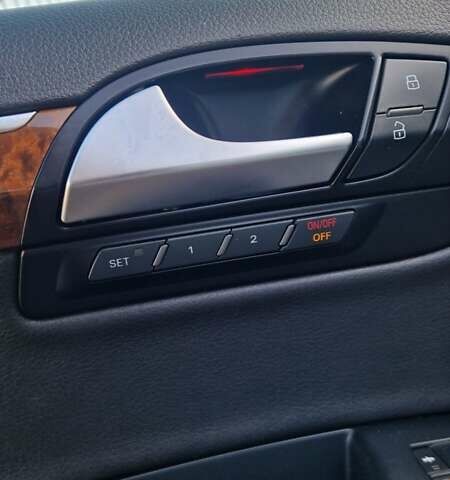 Білий Ауді Ку 7, об'ємом двигуна 2.97 л та пробігом 318 тис. км за 18000 $, фото 20 на Automoto.ua