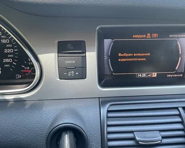 Ауді Ку 7 2014 у Одесі на Automoto.ua Білий Ауді Ку 7, об'ємом двигуна 2.97 л та пробігом 333 тис. км за 17529 $, фото 45 на Automoto.ua