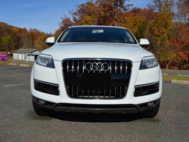 Белый Ауди Ку 7, объемом двигателя 3 л и пробегом 83 тыс. км за 7000 $, фото 1 на Automoto.ua