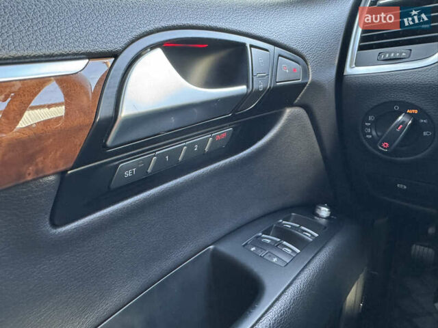 Белый Ауди Ку 7, объемом двигателя 3 л и пробегом 157 тыс. км за 15500 $, фото 36 на Automoto.ua