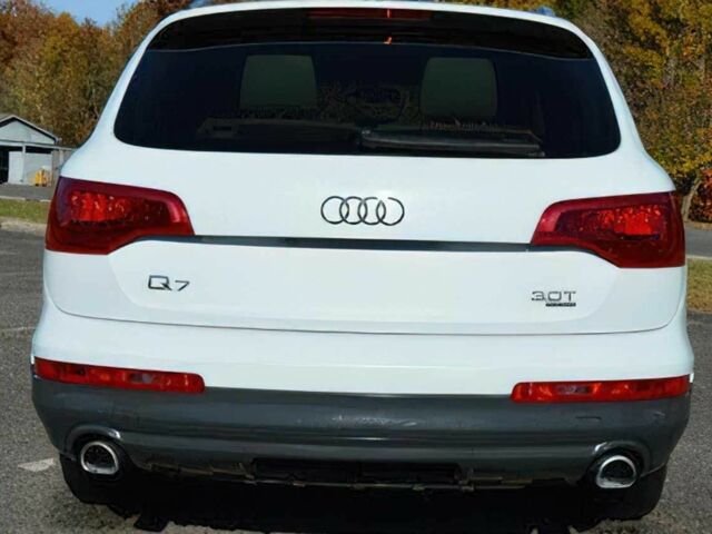 Белый Ауди Ку 7, объемом двигателя 3 л и пробегом 85 тыс. км за 12000 $, фото 4 на Automoto.ua