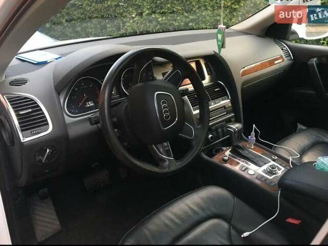 Білий Ауді Ку 7, об'ємом двигуна 2.97 л та пробігом 170 тис. км за 22300 $, фото 16 на Automoto.ua