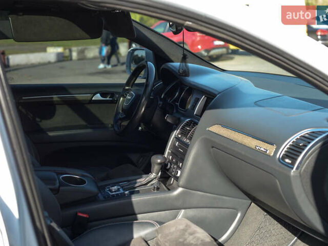 Білий Ауді Ку 7, об'ємом двигуна 2.97 л та пробігом 214 тис. км за 14800 $, фото 7 на Automoto.ua