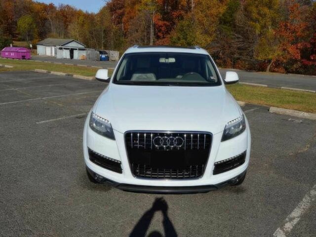 Белый Ауди Ку 7, объемом двигателя 3 л и пробегом 83 тыс. км за 7000 $, фото 2 на Automoto.ua