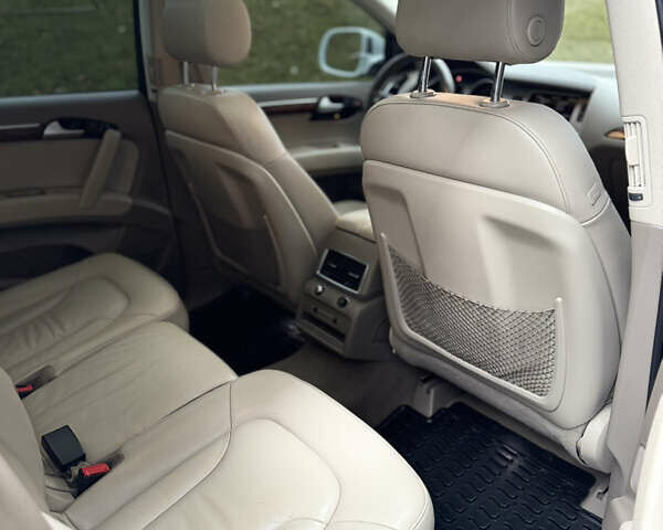 Білий Ауді Ку 7, об'ємом двигуна 2.99 л та пробігом 191 тис. км за 14900 $, фото 10 на Automoto.ua