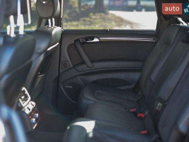 Білий Ауді Ку 7, об'ємом двигуна 2.97 л та пробігом 214 тис. км за 14800 $, фото 8 на Automoto.ua