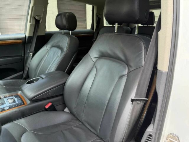 Белый Ауди Ку 7, объемом двигателя 3 л и пробегом 86 тыс. км за 8900 $, фото 12 на Automoto.ua