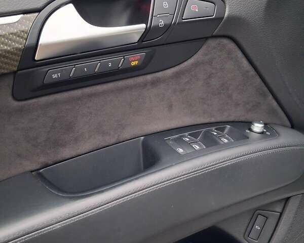 Білий Ауді Ку 7, об'ємом двигуна 2.97 л та пробігом 250 тис. км за 26800 $, фото 42 на Automoto.ua