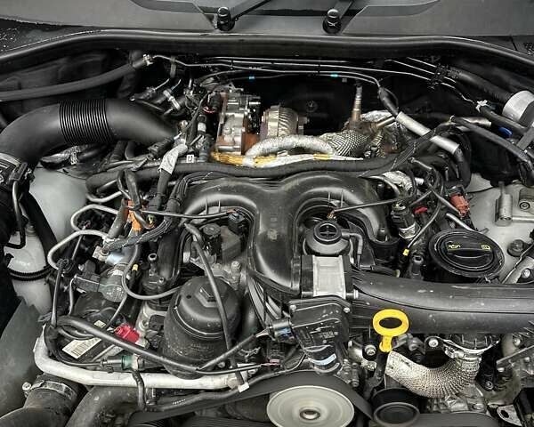 Белый Ауди Ку 7, объемом двигателя 2.97 л и пробегом 190 тыс. км за 23000 $, фото 5 на Automoto.ua