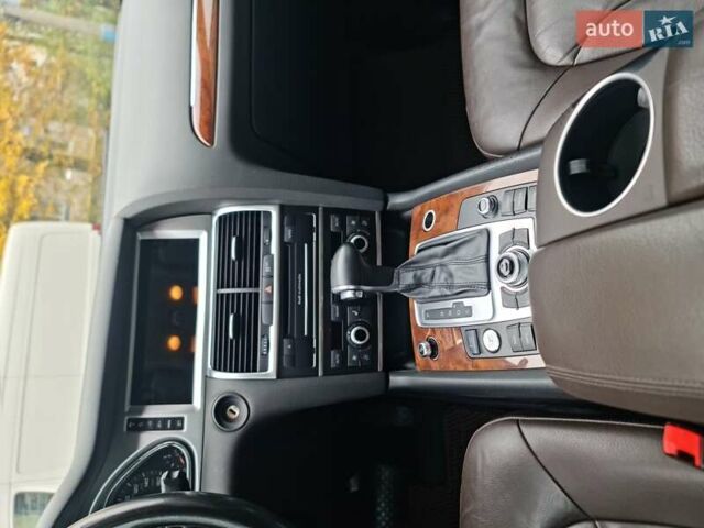 Ауди Ку 7 2014 в Киеве на Automoto.ua Белый Ауди Ку 7, объемом двигателя 3 л и пробегом 193 тыс. км за 16500 $, фото 29 на Automoto.ua