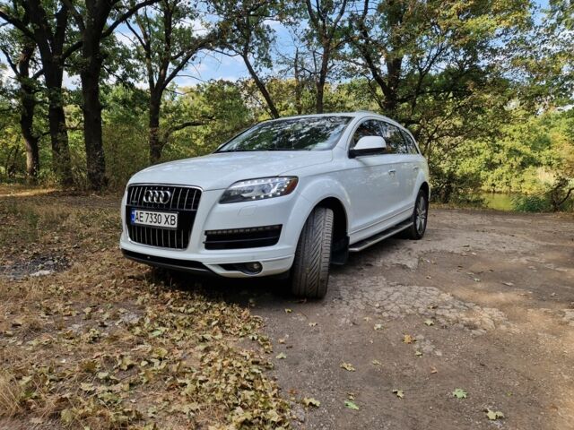 Белый Ауди Ку 7, объемом двигателя 3 л и пробегом 208 тыс. км за 18800 $, фото 1 на Automoto.ua