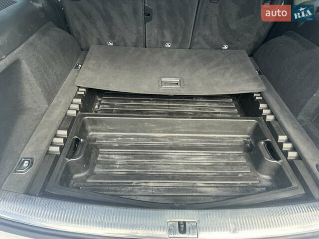 Білий Ауді Ку 7, об'ємом двигуна 2.97 л та пробігом 265 тис. км за 19800 $, фото 20 на Automoto.ua