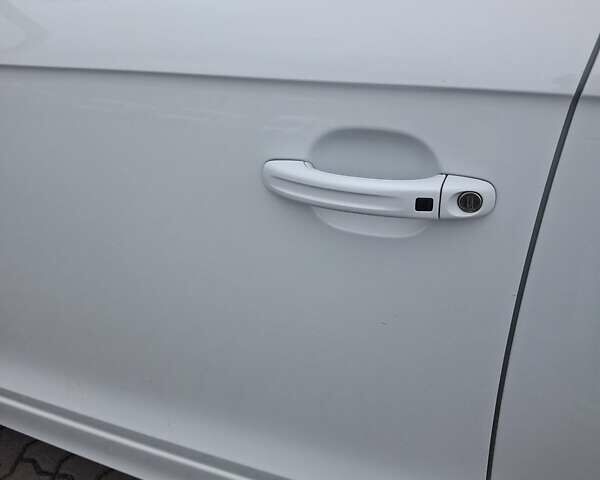 Білий Ауді Ку 7, об'ємом двигуна 2.97 л та пробігом 250 тис. км за 26800 $, фото 102 на Automoto.ua