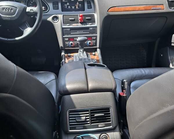 Білий Ауді Ку 7, об'ємом двигуна 2.97 л та пробігом 170 тис. км за 22300 $, фото 19 на Automoto.ua