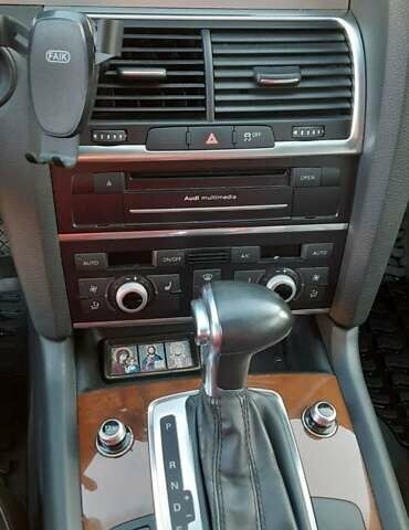 Ауди Ку 7 2014 в Запорожье на Automoto.ua Белый Ауди Ку 7, объемом двигателя 3 л и пробегом 247 тыс. км за 17500 $, фото 14 на Automoto.ua