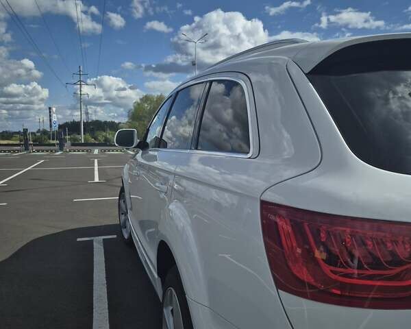 Ауді Ку 7 2014 у Чернігові на Automoto.ua Білий Ауді Ку 7, об'ємом двигуна 3 л та пробігом 185 тис. км за 18300 $, фото 5 на Automoto.ua