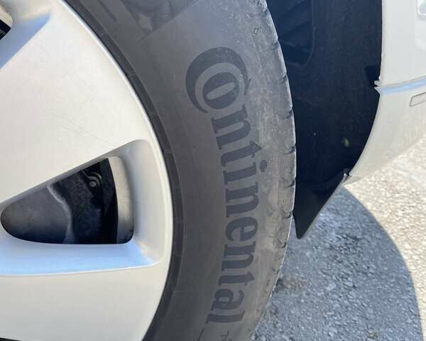 Ауді Ку 7 2014 у Одесі на Automoto.ua Білий Ауді Ку 7, об'ємом двигуна 2.97 л та пробігом 333 тис. км за 17529 $, фото 90 на Automoto.ua